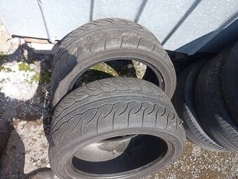 Semi-slick AD08R 245/40R17 91W