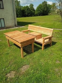 Prodám lavičku se stolkem (ruční výroba)