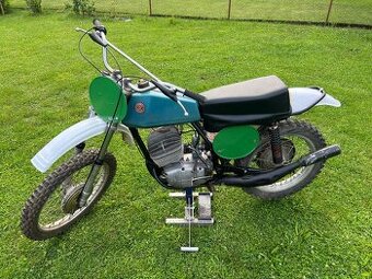 Čz 250/980 motokros