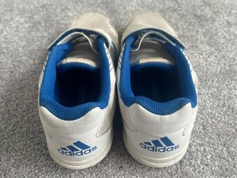 Adidas vel.40