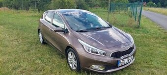 Kia Ceed 1.4 benzín 31.000 km