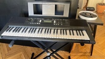 YAMAHA PSR-E383 - BLACK