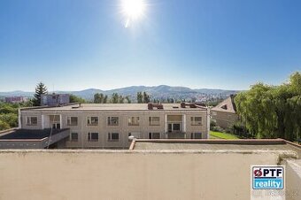 Pronájem kanceláře 25 m2 (50 m2), Karlovy Vary - Bohatice
