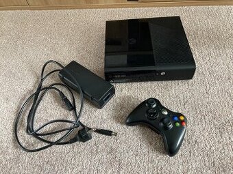 Xbox 360 E 250GB