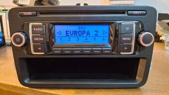 Autorádio VW RCD210 - Originál + PIN, plně funkční