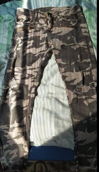 Prodám značkové džíny+bonus kraťasový army set