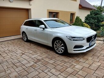 Volvo V90 D5, diesel 173 kW; 4x4