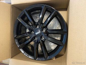 Prodám zánovní sadu alu kol 5x114,3 R17