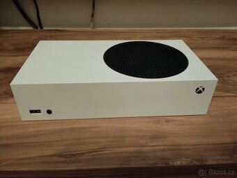 Prodám Xbox série S 512Gb