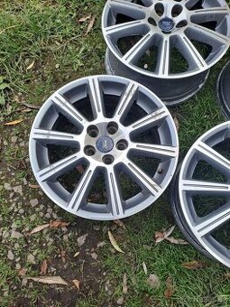 5x108 18 Et55 ALU disky,kola Originál Ford i na Volvo