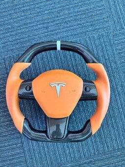 Prodám volant s airbagem Tesla Y