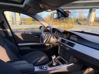 Bmw 320i Touring E91 110kw