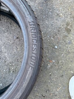 Letní pneu 225/40 R19 93w