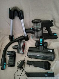 Tyčový aku vysavač Niceboy Hurricane