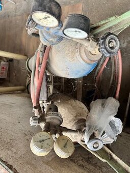 Autogenní souprava s vozíkem