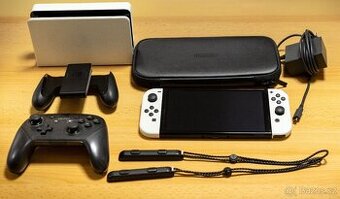 Herní konzole Nintendo Switch OLED + příslušenství