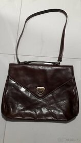 Dámská kožená aktovka