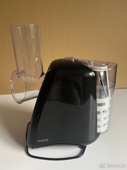 Kuchyňský kráječ vivess