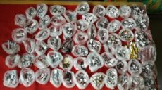 Skoby a háčky s vrutem