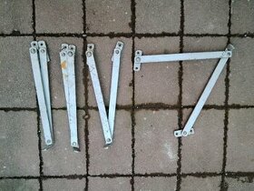 Konzoly otevírací.