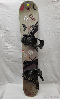 Snowboardový set DVS 155cm s vázáním BD