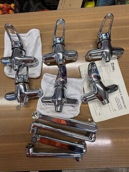 Vodovodní pákové baterie