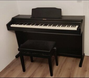 Digitální piano Roland RP501R