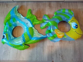 Dětský nafukovací kruh do vody - ryba pro děti 3+/Intex