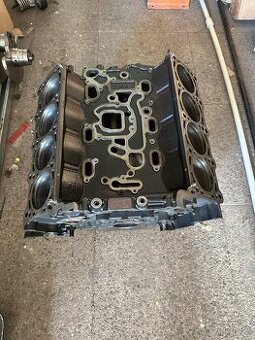 AUDI 4.2 TDI BTR Blok motoru