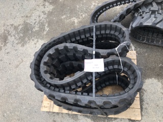 Gumove pásy na stavební stroj (minibagr, bagr, dumper)