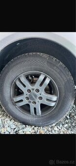 Prodám letní pneumatiky 215/70 R15C – téměř nové