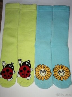 Dětské froté ponožky s protiskluzovou podrážkou vel. 32-35