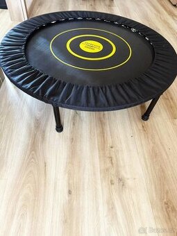 trampolína pro děti