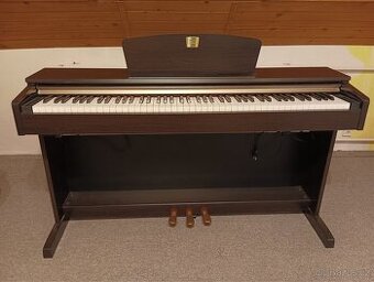 Prodám Yamaha Clavinova