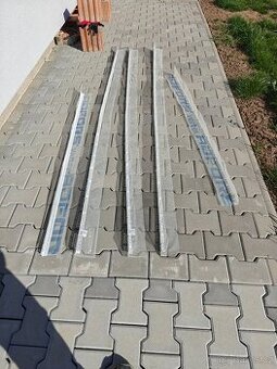 Rohový profil s perlinkou