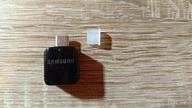 Samsung redukce USB-C vs USB-A