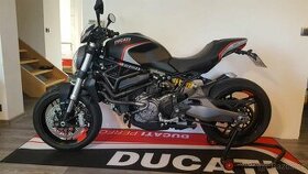 Ducati Monster 821 Stealth, 2.maj, vyhřívané rukojeti