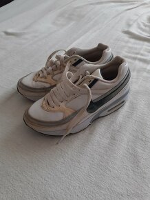 Dětské boty Nike, vel. 33