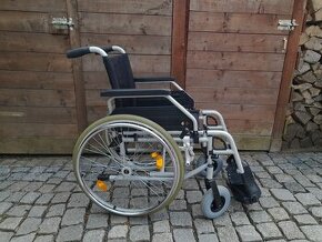 Invalidní vozík do 60 cm futer