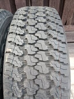 Wrangler Goodyear 245/75/17