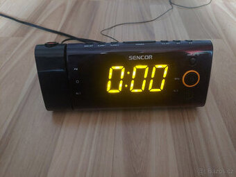Radiobudík Sencor SRC 330 OR, s projektorem hodin a rádiem