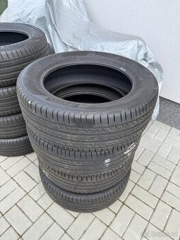 Pirelli powergy 235/55 r18 - 1