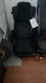 Sedacka řidiče do kamionu