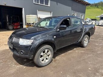 Mitsubishi L200 - 1