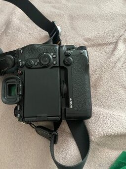 Sony A9III+Baterry Grip