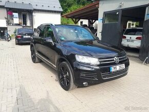 VW TOUAREG - NOVÁ STK