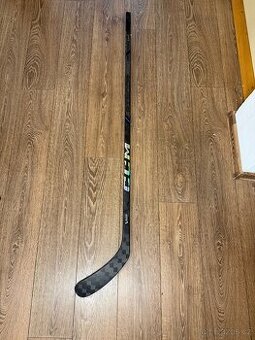 Hokejka Ccm ribcore trigger 9 pro