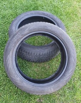 Zimní pneu Nokian 215/50 R17