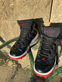 NIKE Air Jordan vel. 37,5