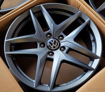VW Passat B8, Alltrack,B8,alu 18',Borbet NOVÉ